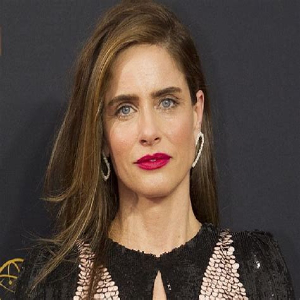 
					Amanda Peet’s 16 yr-old asked her: ‘do you miss being young & attractive?’
				