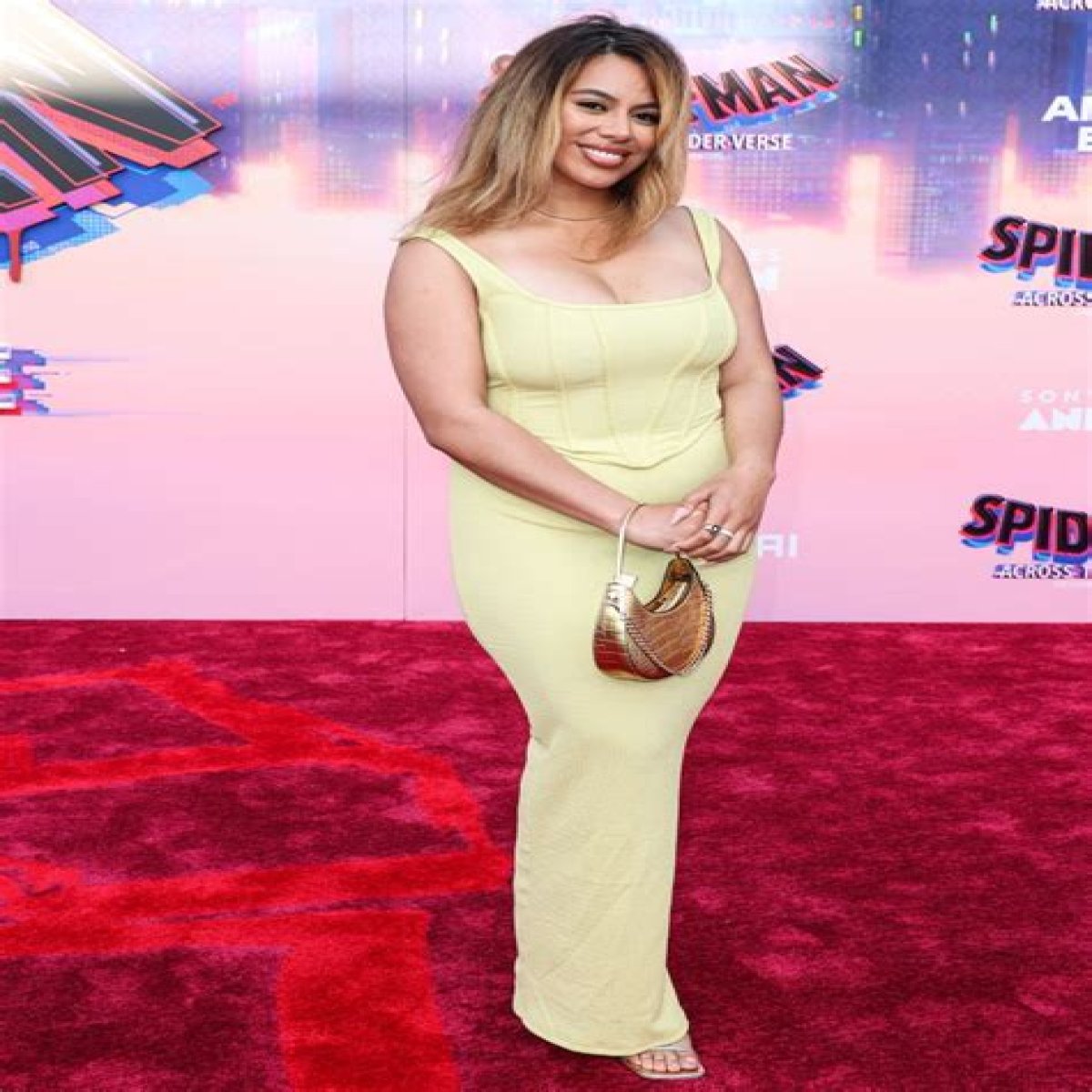 Dinah Jane