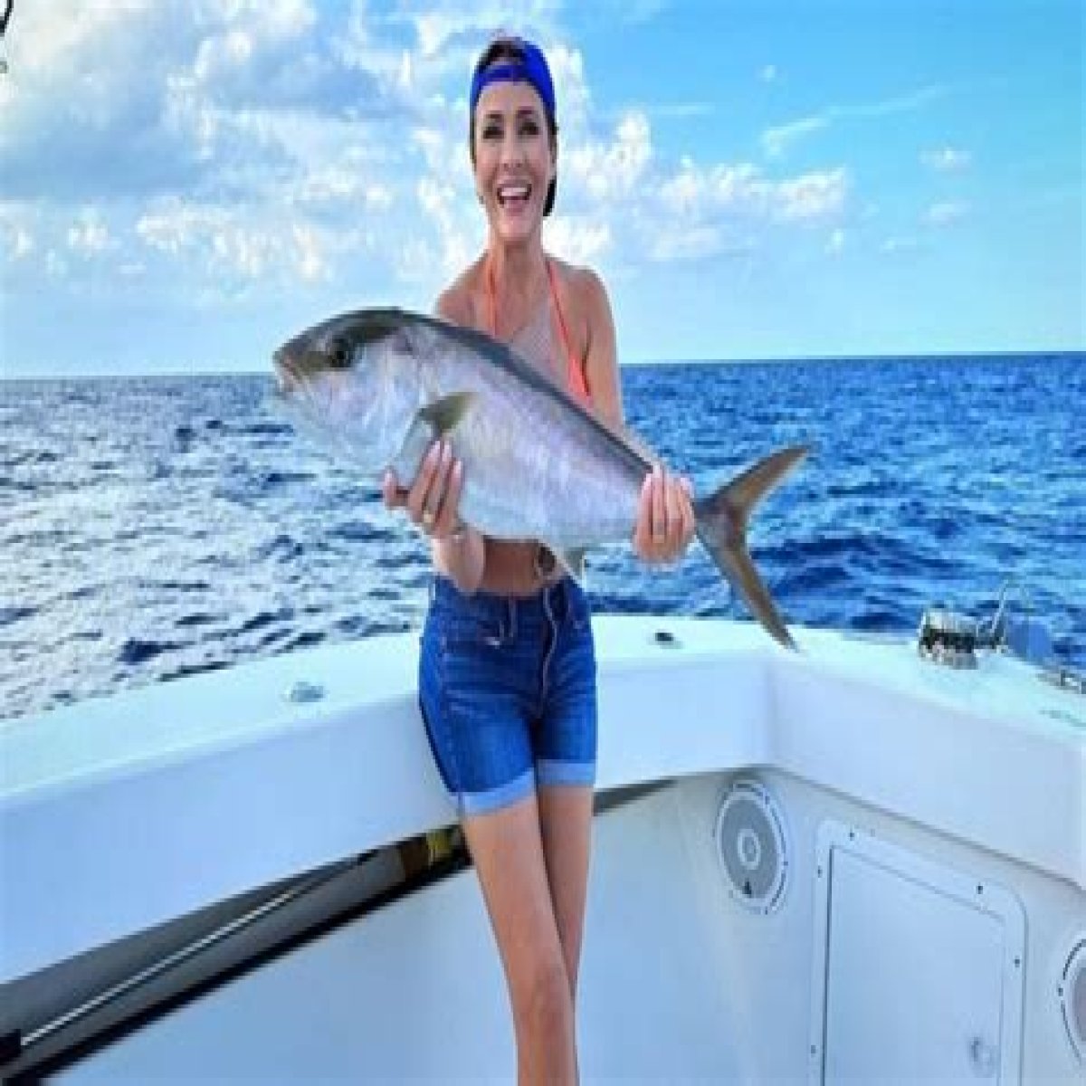 Kari Lake career earnings and net worth
