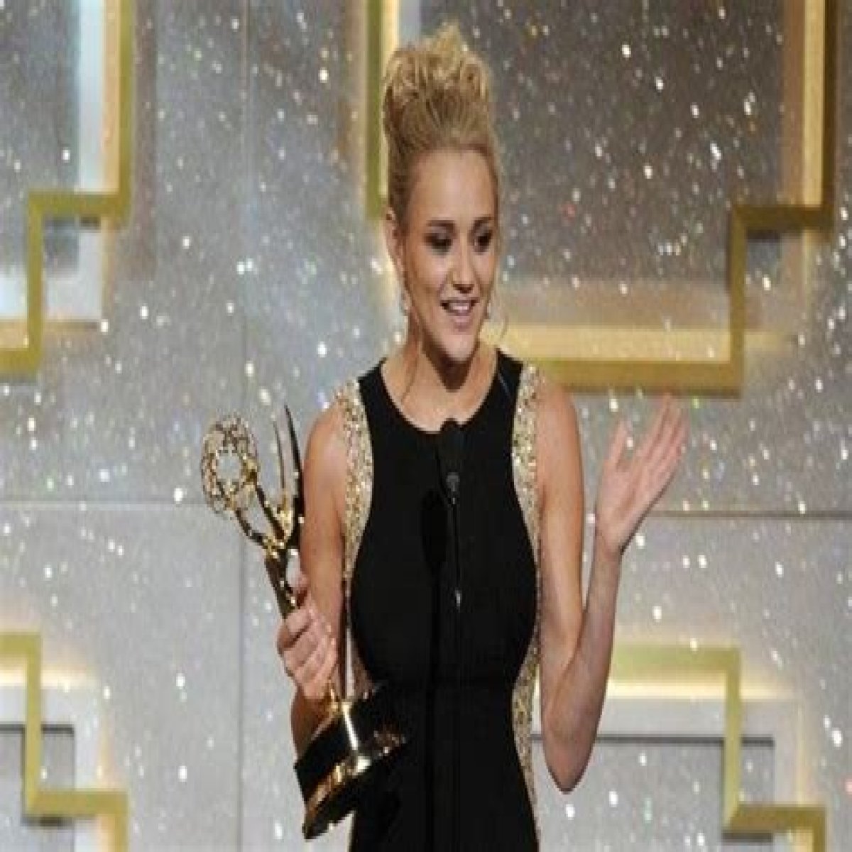 Michael Muhney Supporters Upset With The Young and the Restless Hunter King Winning Daytime Emmy