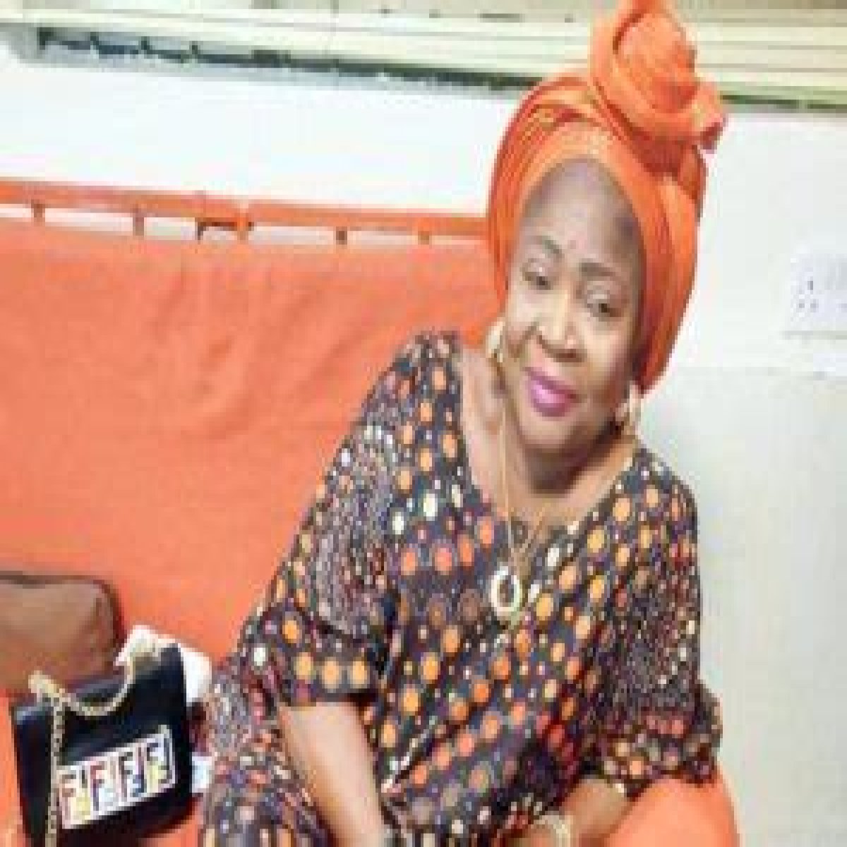 Salawa Abeni Biography: Age, Children, Songs, Husband, Net Worth, Son, Mixtape, Daughter, House, Wikipedia, Albums