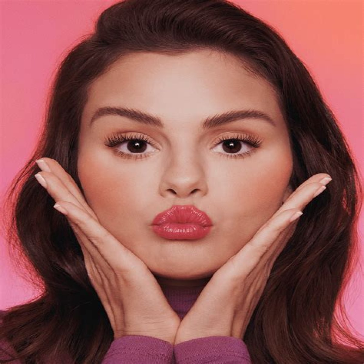 Selena Gomez Is Launching a Lip Oil Inspired by Rare Beauty's Viral Blush