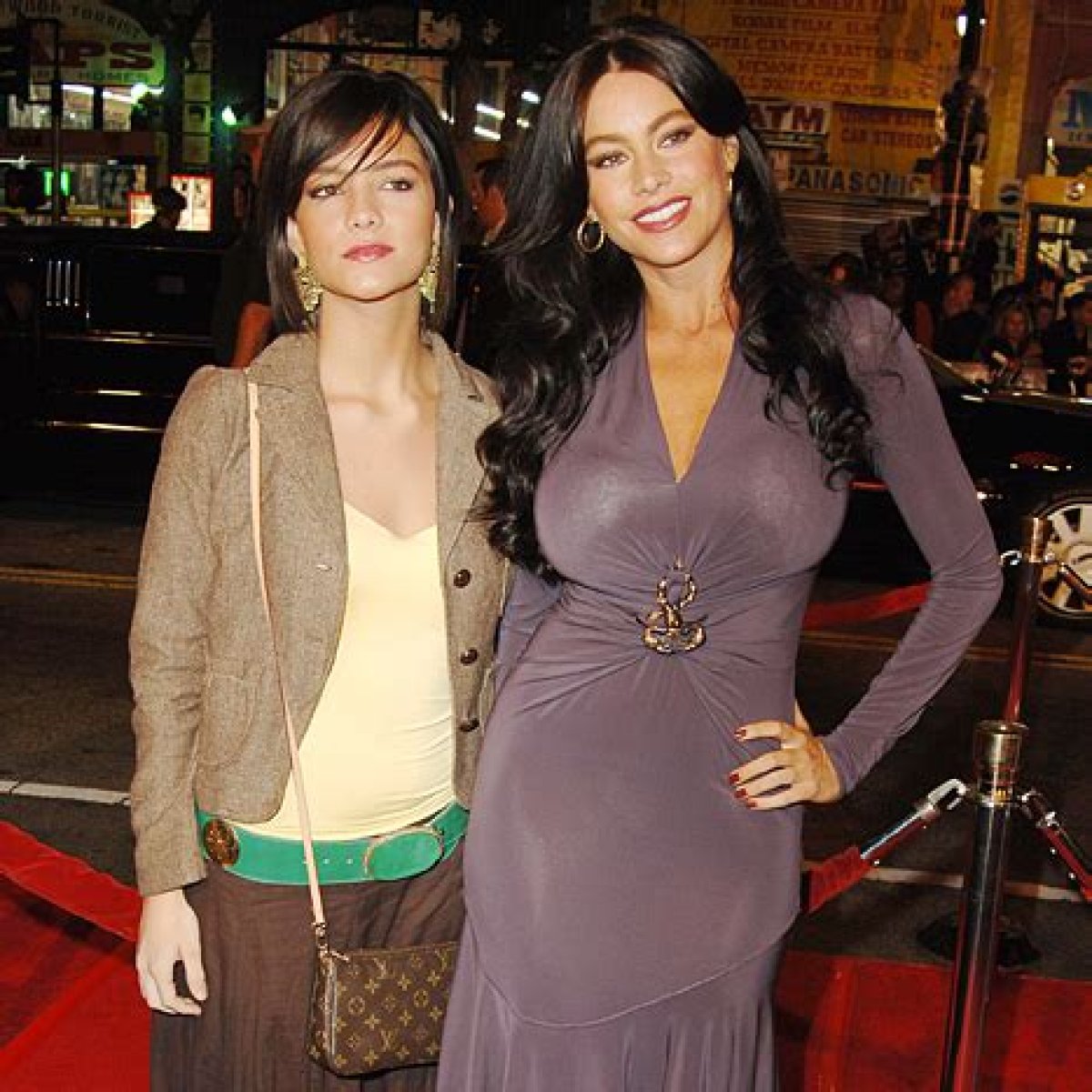 Sofia Vergara's Sister Sandra Vergara Looks Gorgeous on the Red Carpet