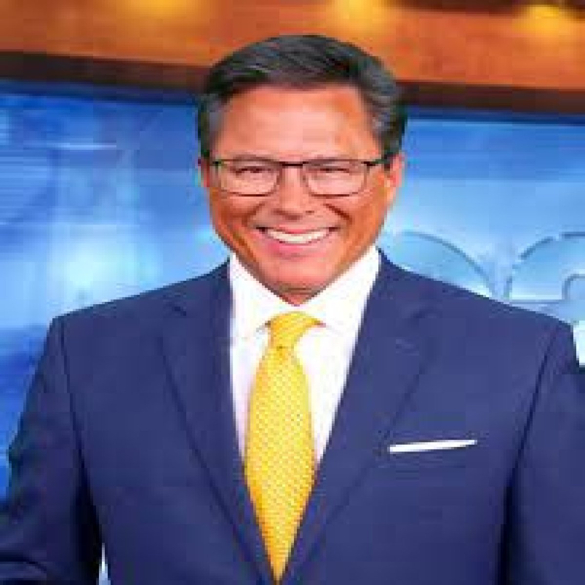 What Do You Need To Know About Michael Hanrahan, Brother of News Anchor Robb Hanrahan?