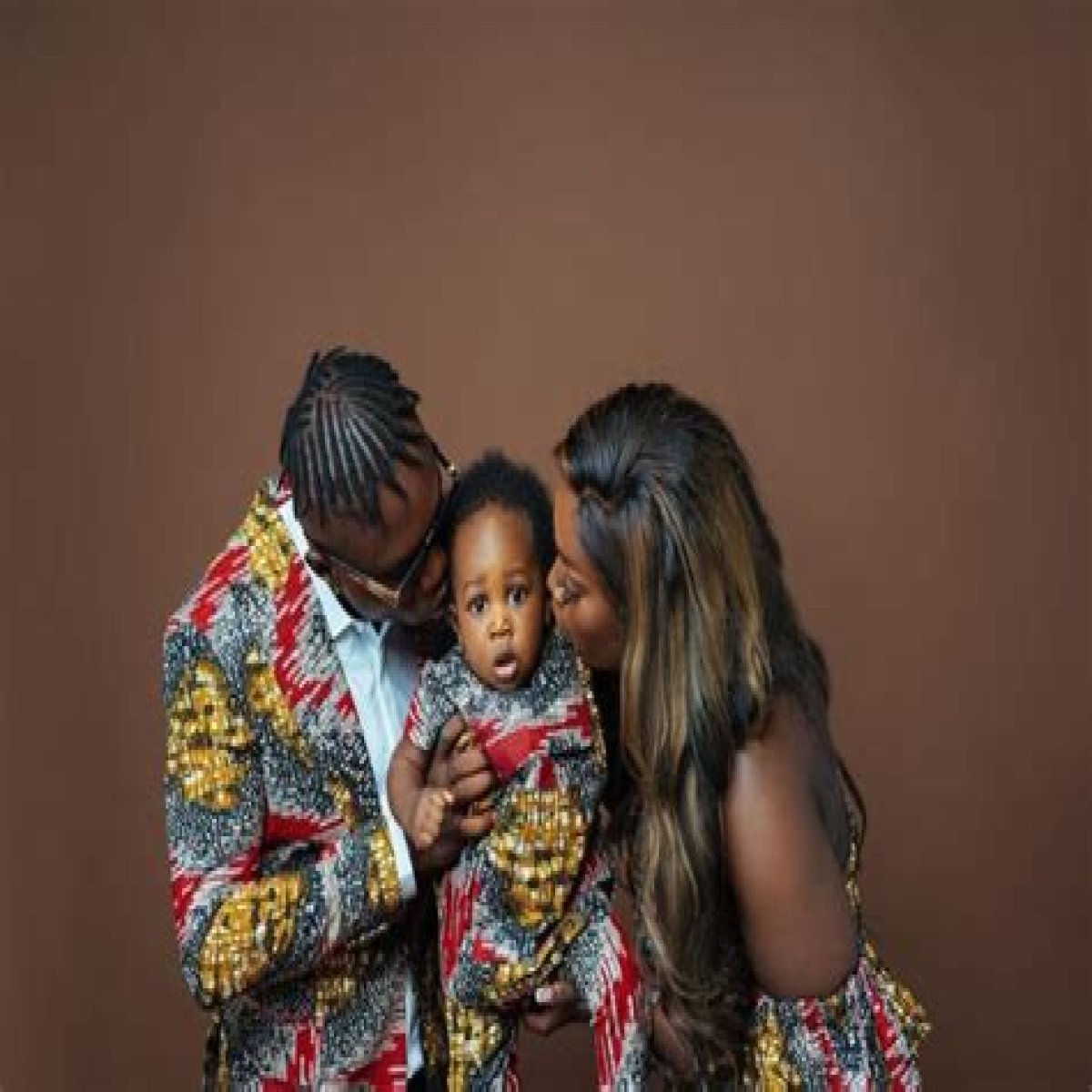 Zlatan Ibile Biography: Age, Girlfriend, Child, Baby Mama, Net Worth, Songs, Albums, Wikipedia, House, Cars, Wife, Record Label
